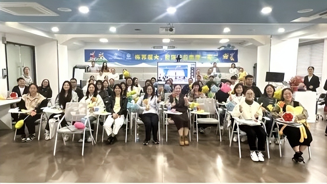 企业文化建设的重要性——以时光为卷，书写成长里的滚烫与温柔(图1)