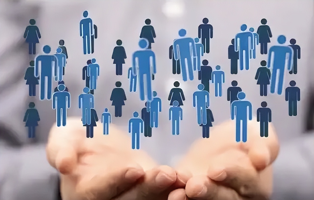 告别“齐步走”：用“四力模型”重塑人才发展路径(图1)